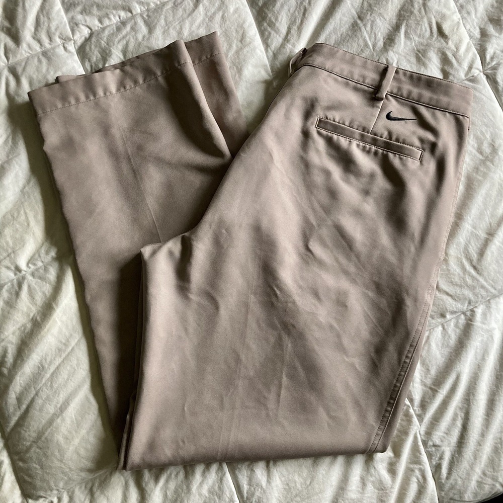 NIKE Golf Dri-Fit Men's 36x31 (actual) 100% Poly Performance Pants Khaki Chino - Picture 1 of 16